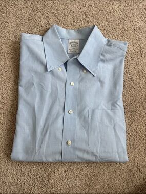 Brooks Brothers Men's Pale Blue Point-Collar Dress Shirt